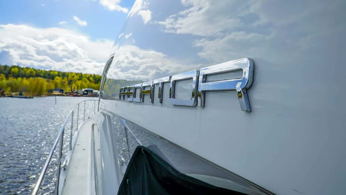 SUNSEEKER PREDATOR 57 - miniatura 4