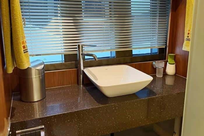 Fairline Squadron 58 - miniatura 25