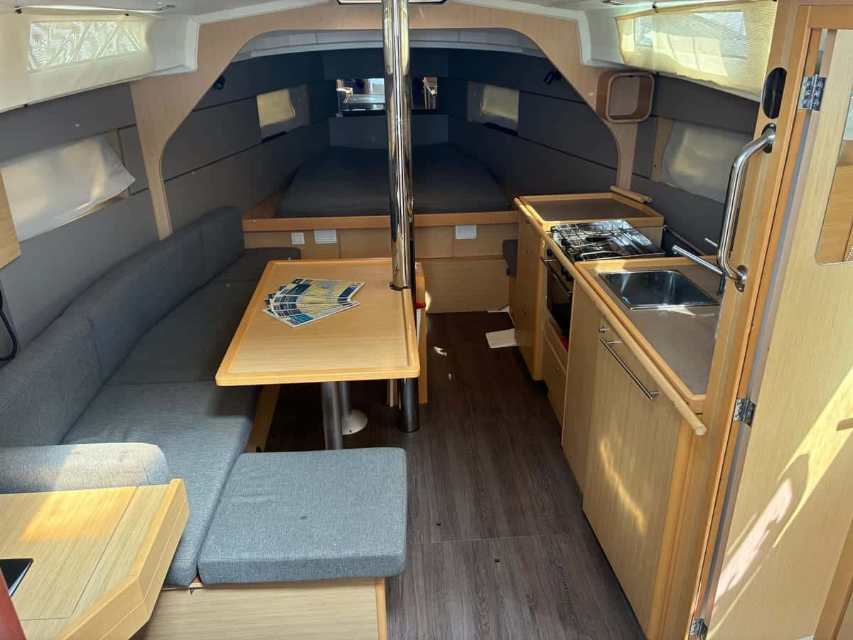 BENETEAU OCEANIS 38 - miniatura 6