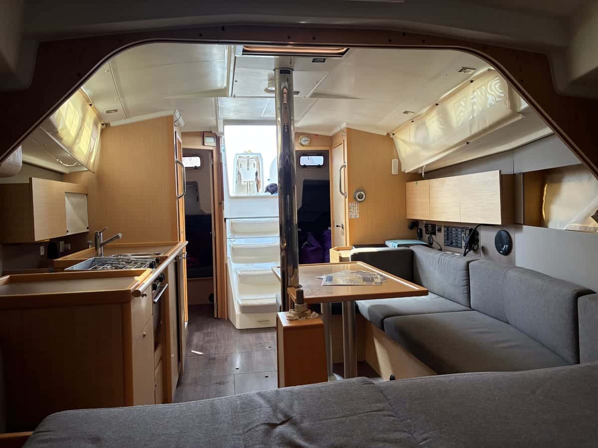 BENETEAU OCEANIS 38 - miniatura 8