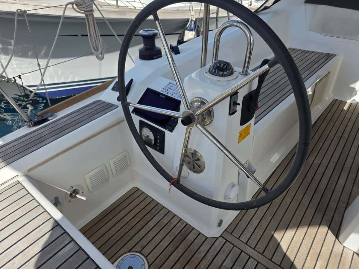 BENETEAU OCEANIS 38 - miniatura 5