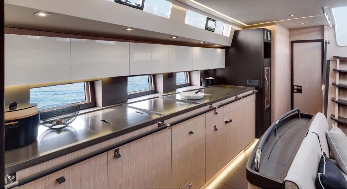 Oceanis Yacht 62 - miniatura 7