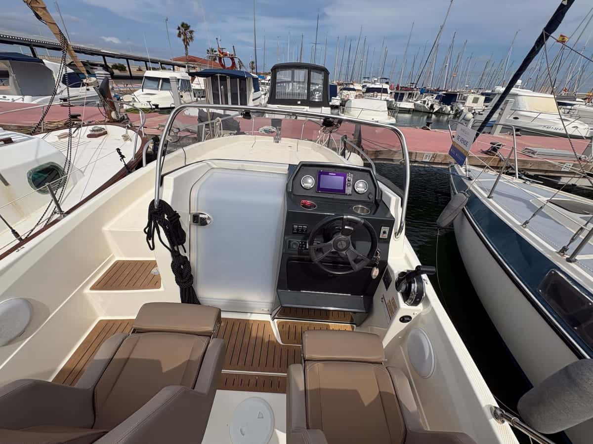Quicksilver 605 Sundeck - miniatura 9