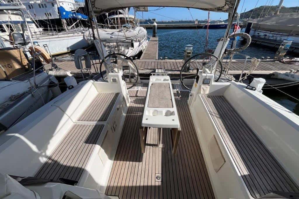 Beneteau Oceanis 38 - miniatura 3