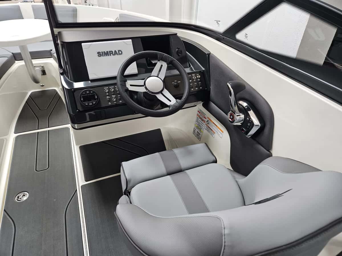 Bayliner V20 OB - miniatura 9