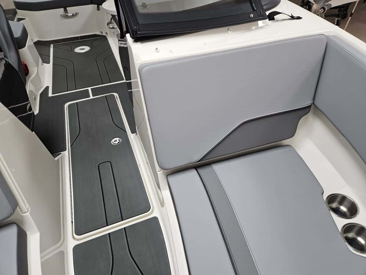 Bayliner V20 OB - miniatura 15