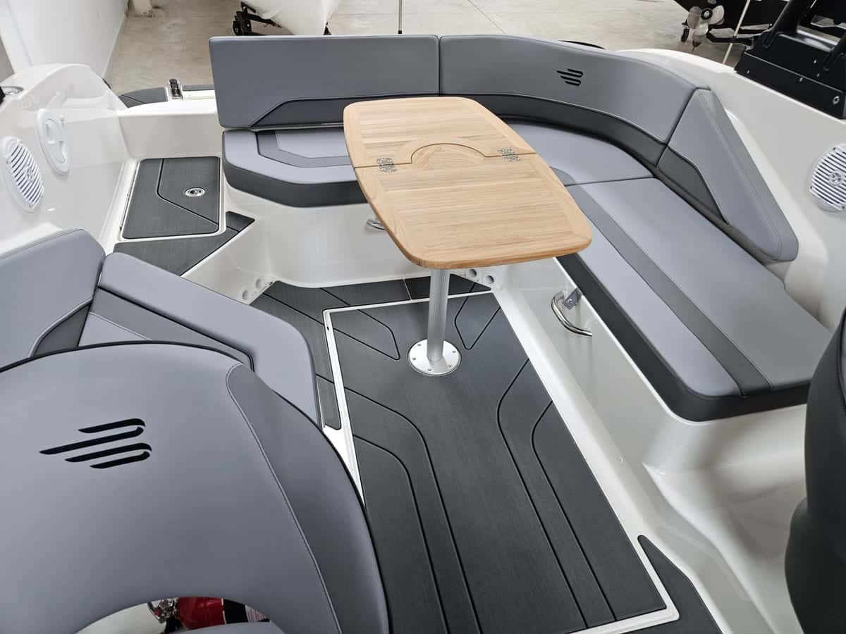 Bayliner V20 OB - miniatura 17