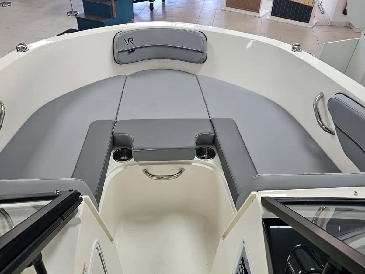 Bayliner VR4 - miniatura 8