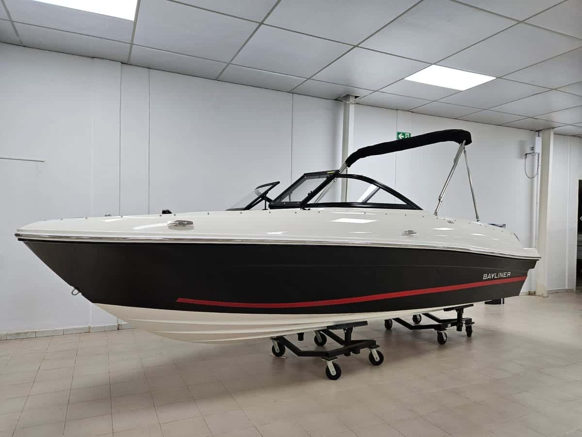 Bayliner VR4