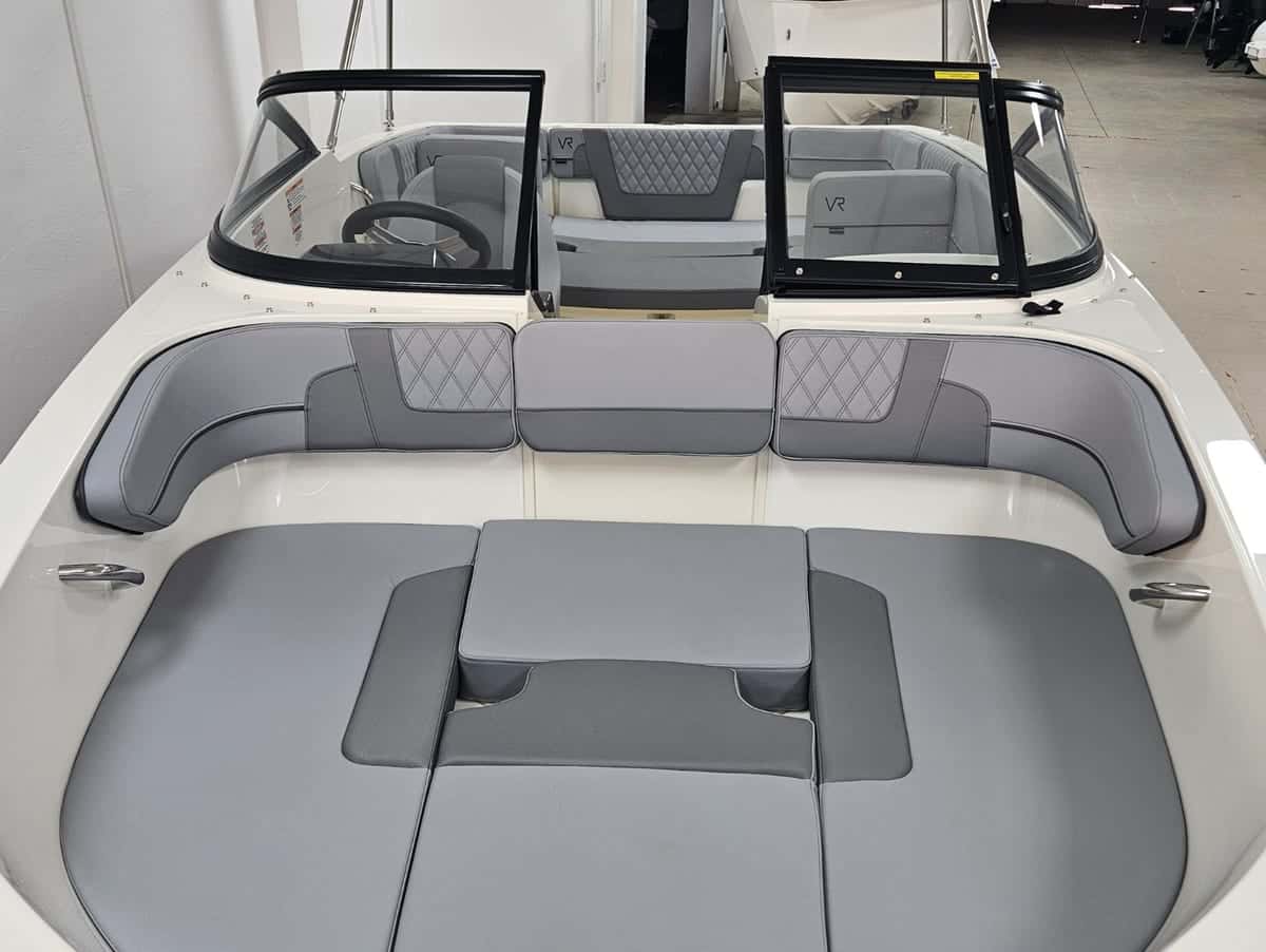 Bayliner VR4 - miniatura 3