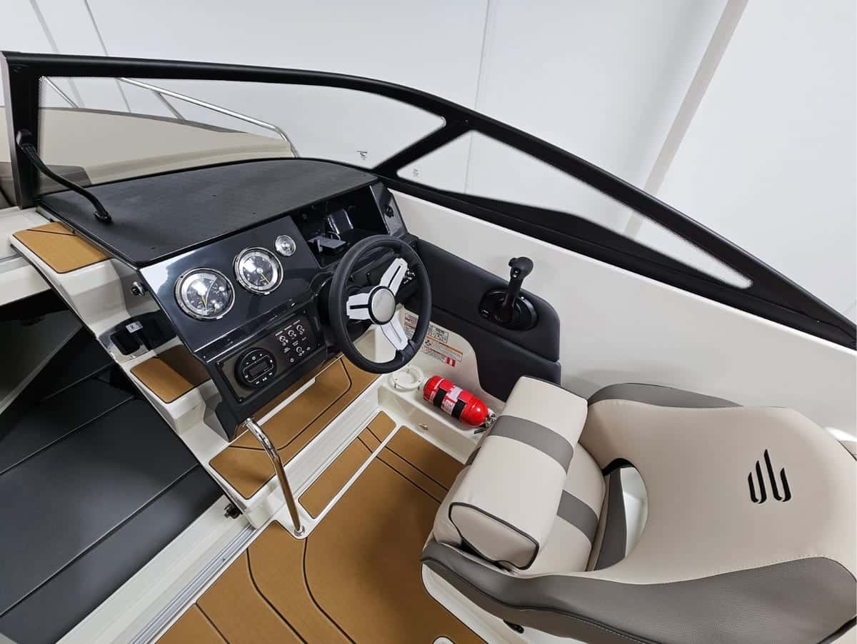 Bayliner C21 - miniatura 10