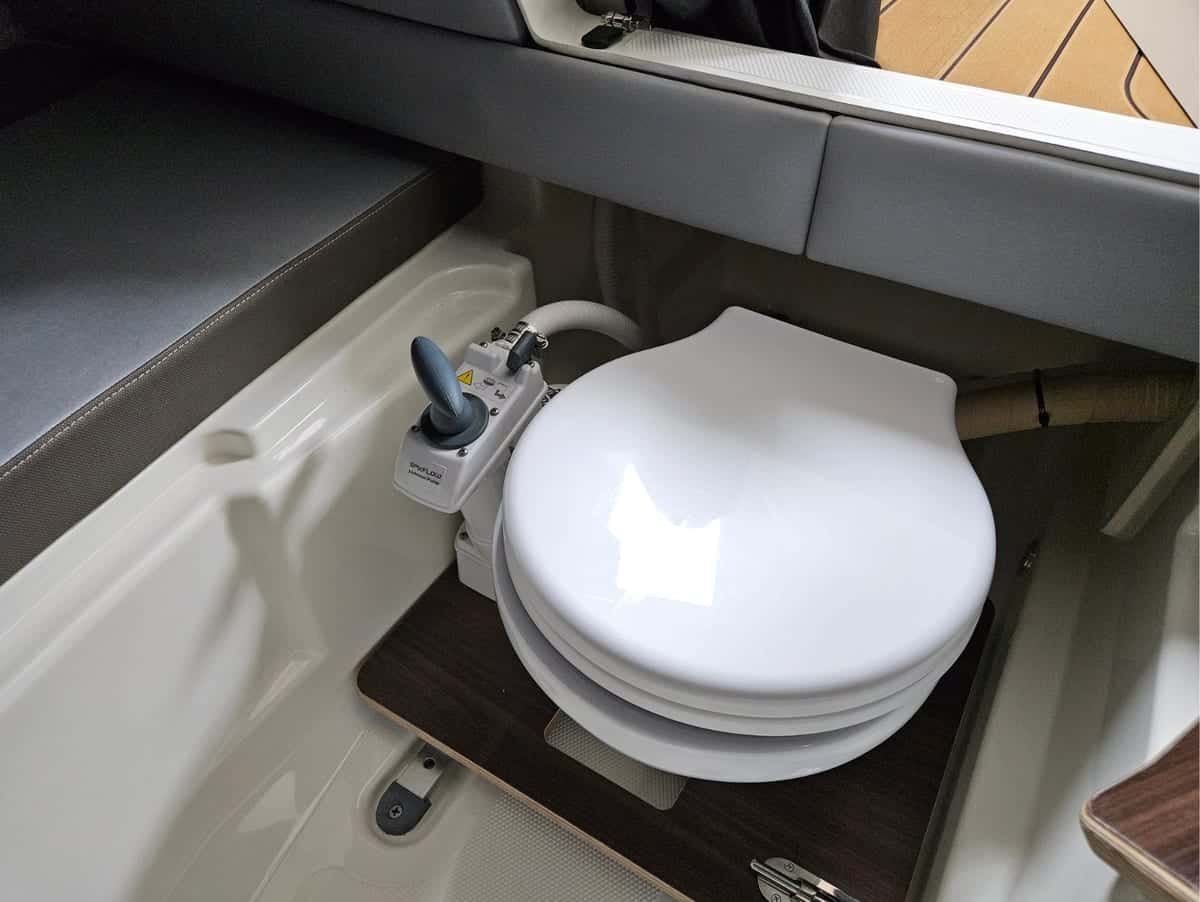 Bayliner C21 - miniatura 18