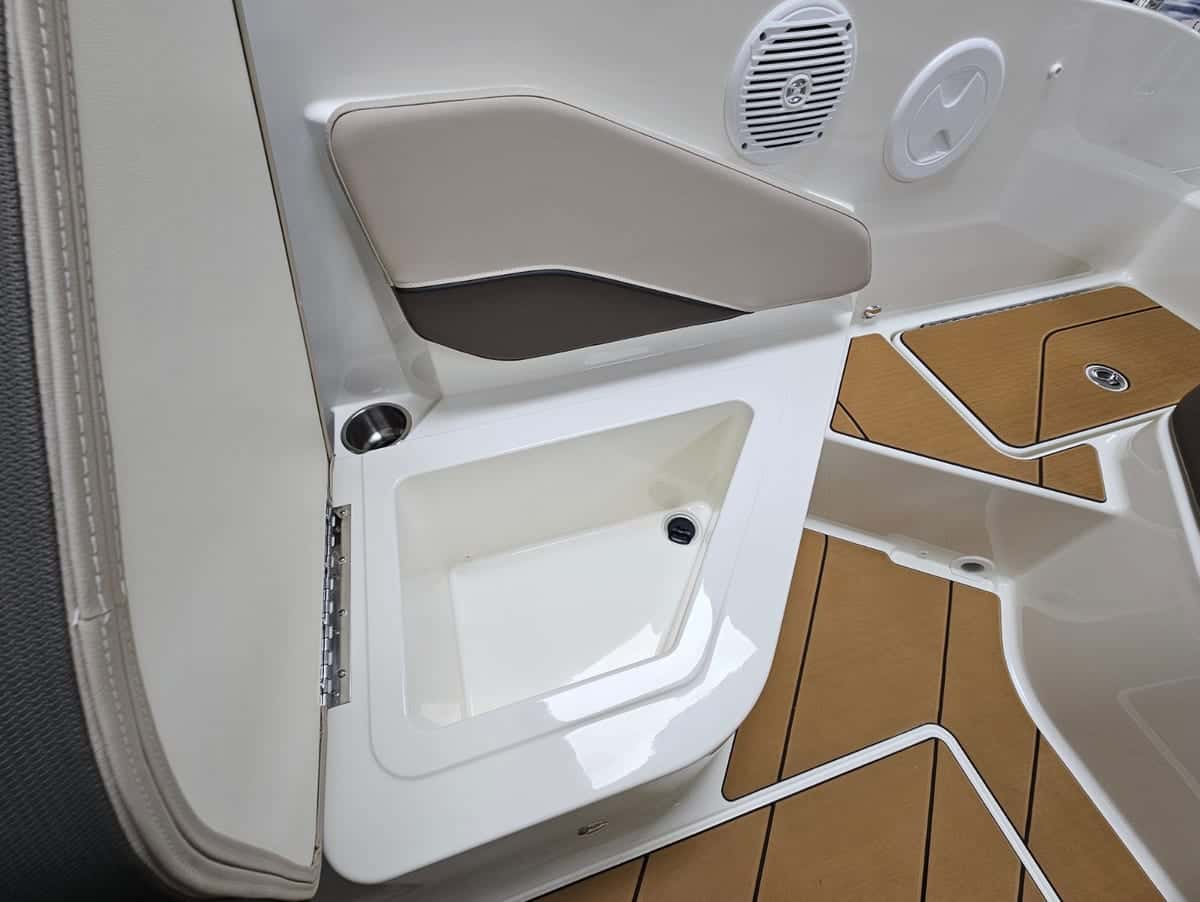 Bayliner C21 - miniatura 19