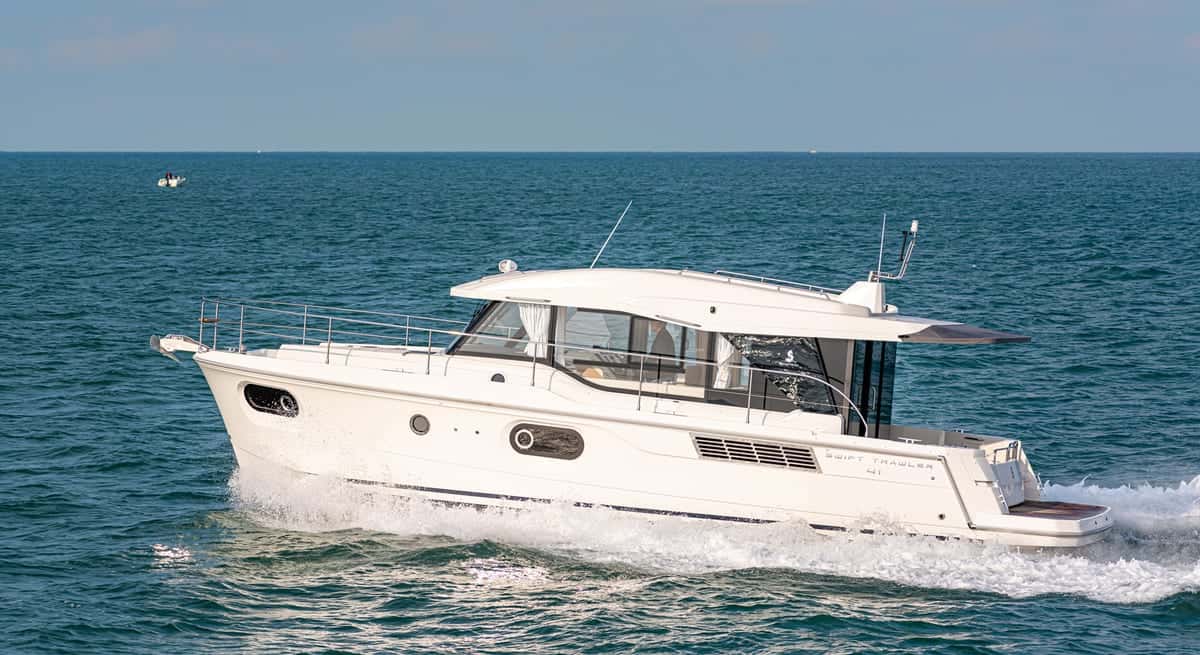 Swift Trawler 41 Sedan - miniatura 2