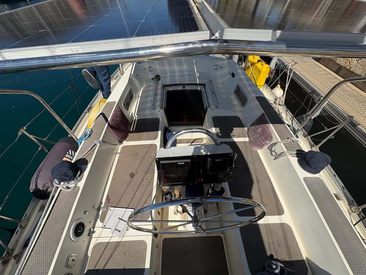 Oyster Marine 35 Ketch - miniatura 4