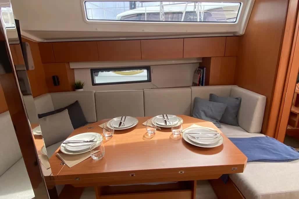 Bavaria C42 - miniatura 7