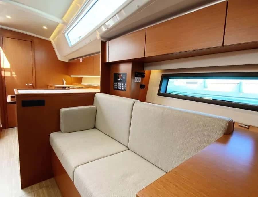 Bavaria C42 - miniatura 8