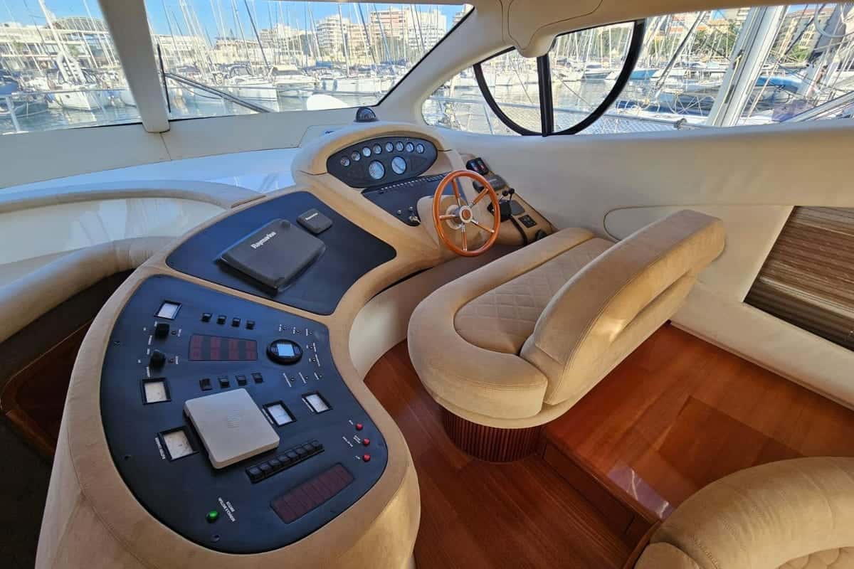 Azimut 46 - miniatura 2
