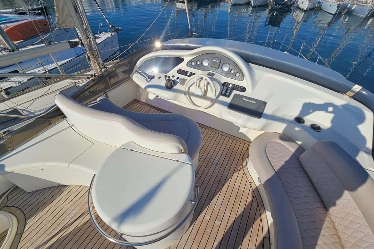 Azimut 46 - miniatura 21