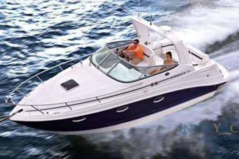 Rinker 260 Express Cruiser