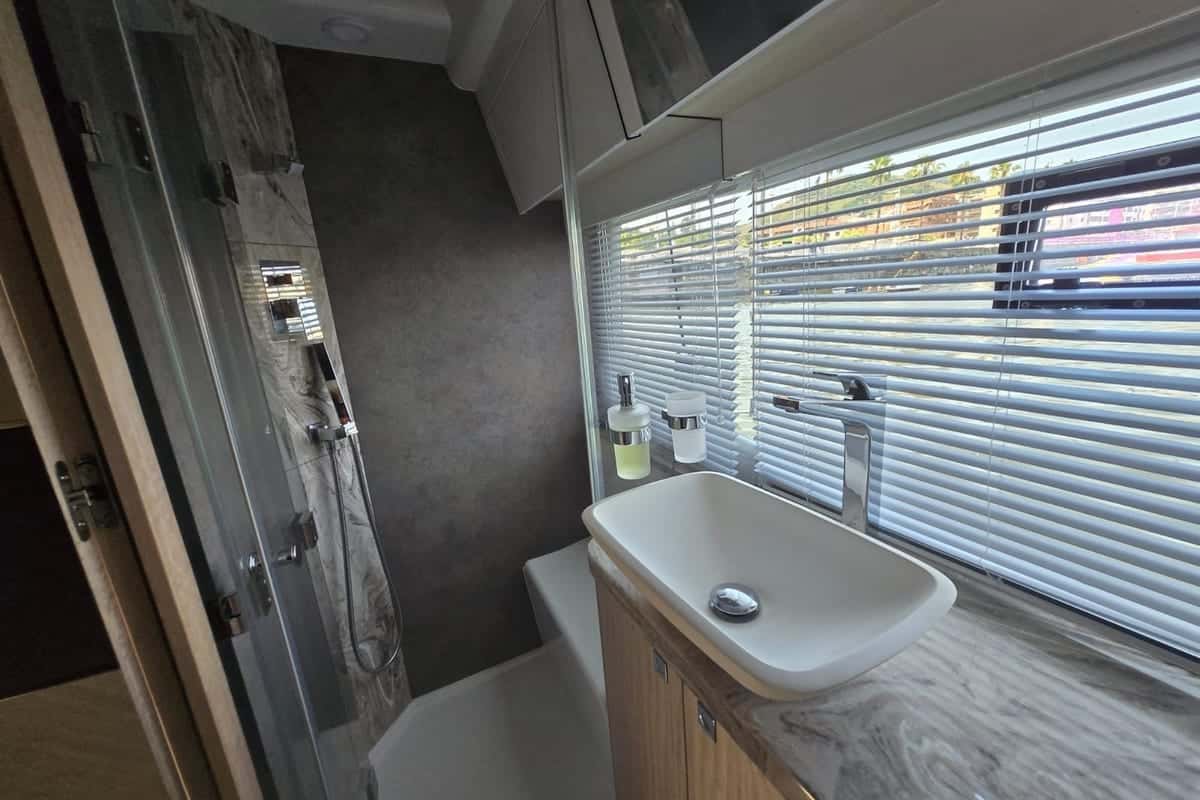 Galeon 440 Fly - miniatura 17