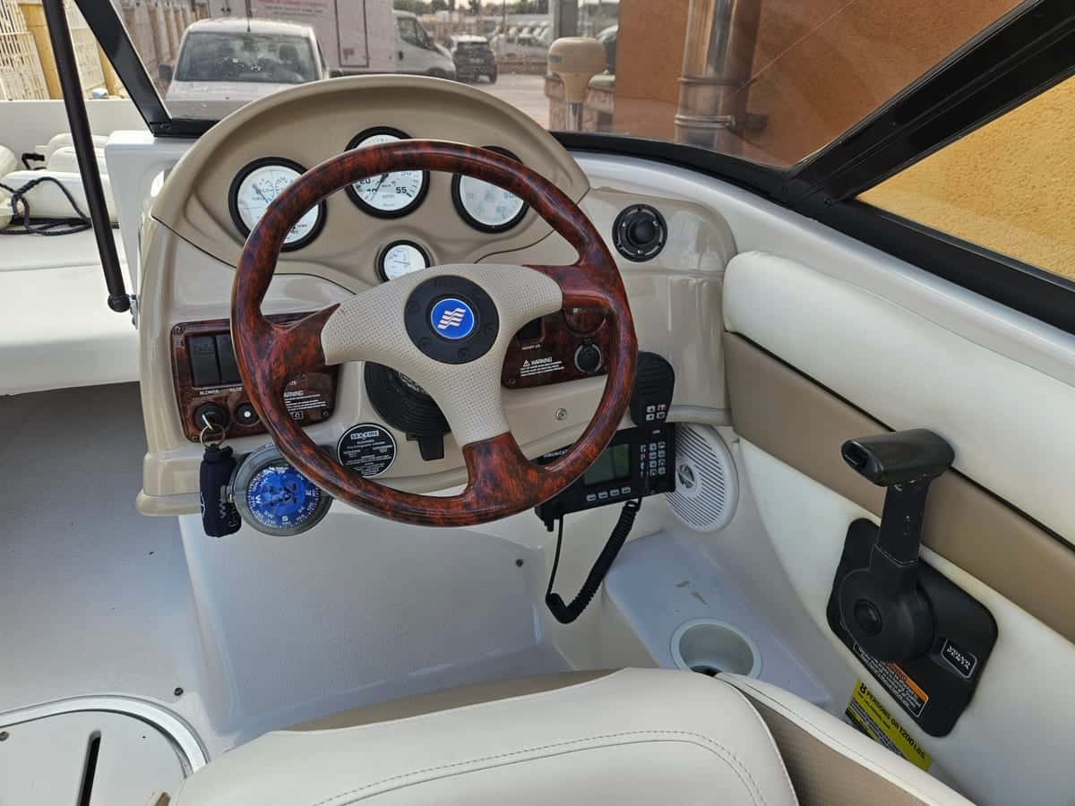 Four Winns Horizon 190 LE - miniatura 4