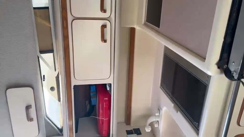 Sea Ray 330 - miniatura 16