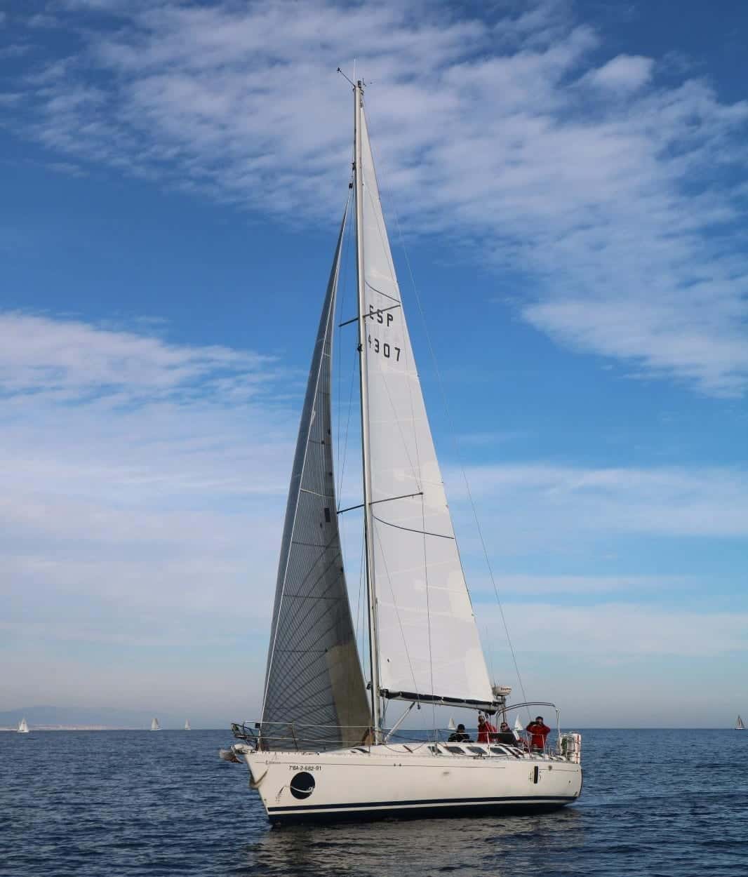 BENETEAU FIRST 41S 5 SOLAR - miniatura 4