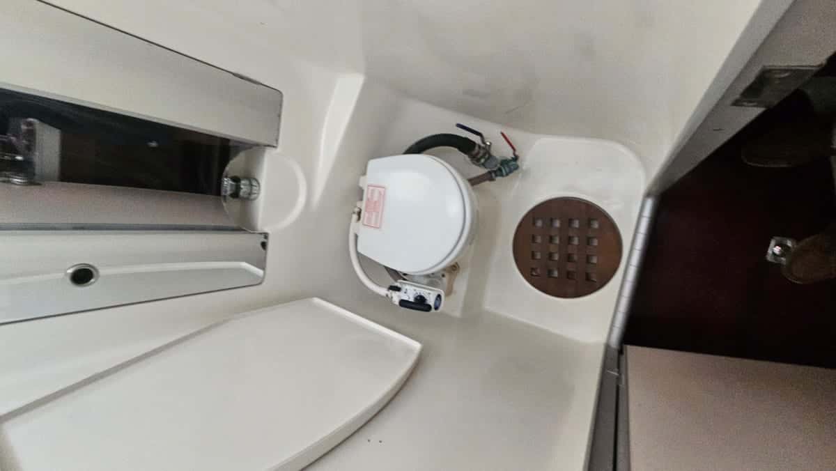BENETEAU FIRST 41S 5 SOLAR - miniatura 23