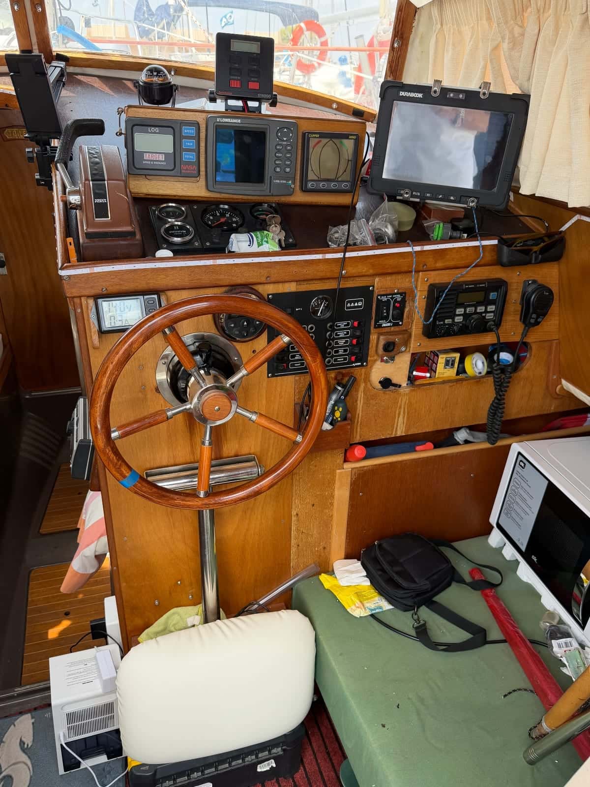 BENETEAU EVASION 28 - miniatura 19
