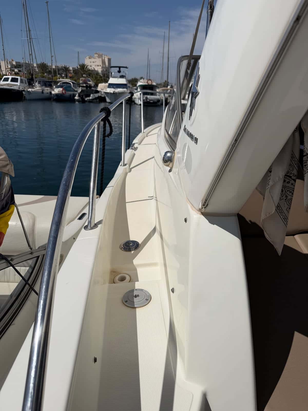 JEANNEAU LEADER 8 - miniatura 16