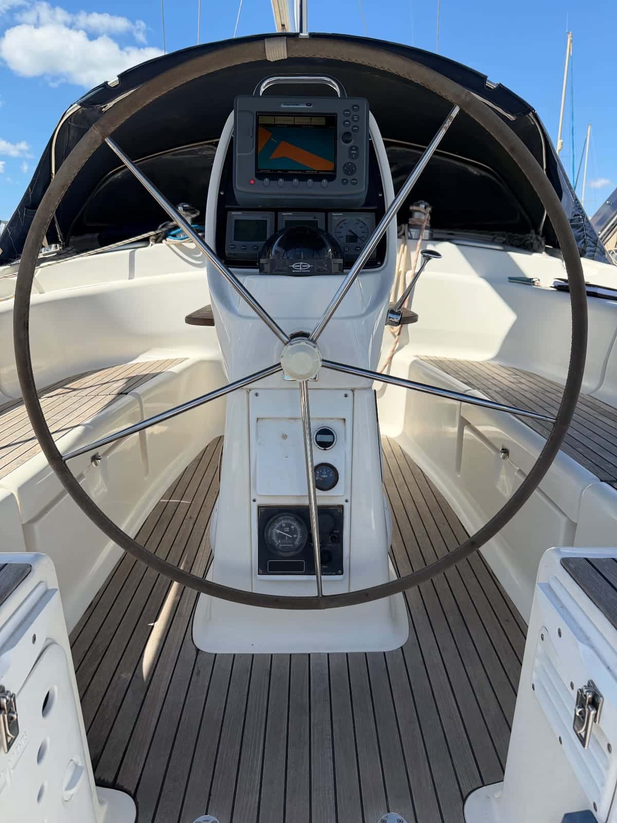 BAVARIA 39 CRUISER - miniatura 3