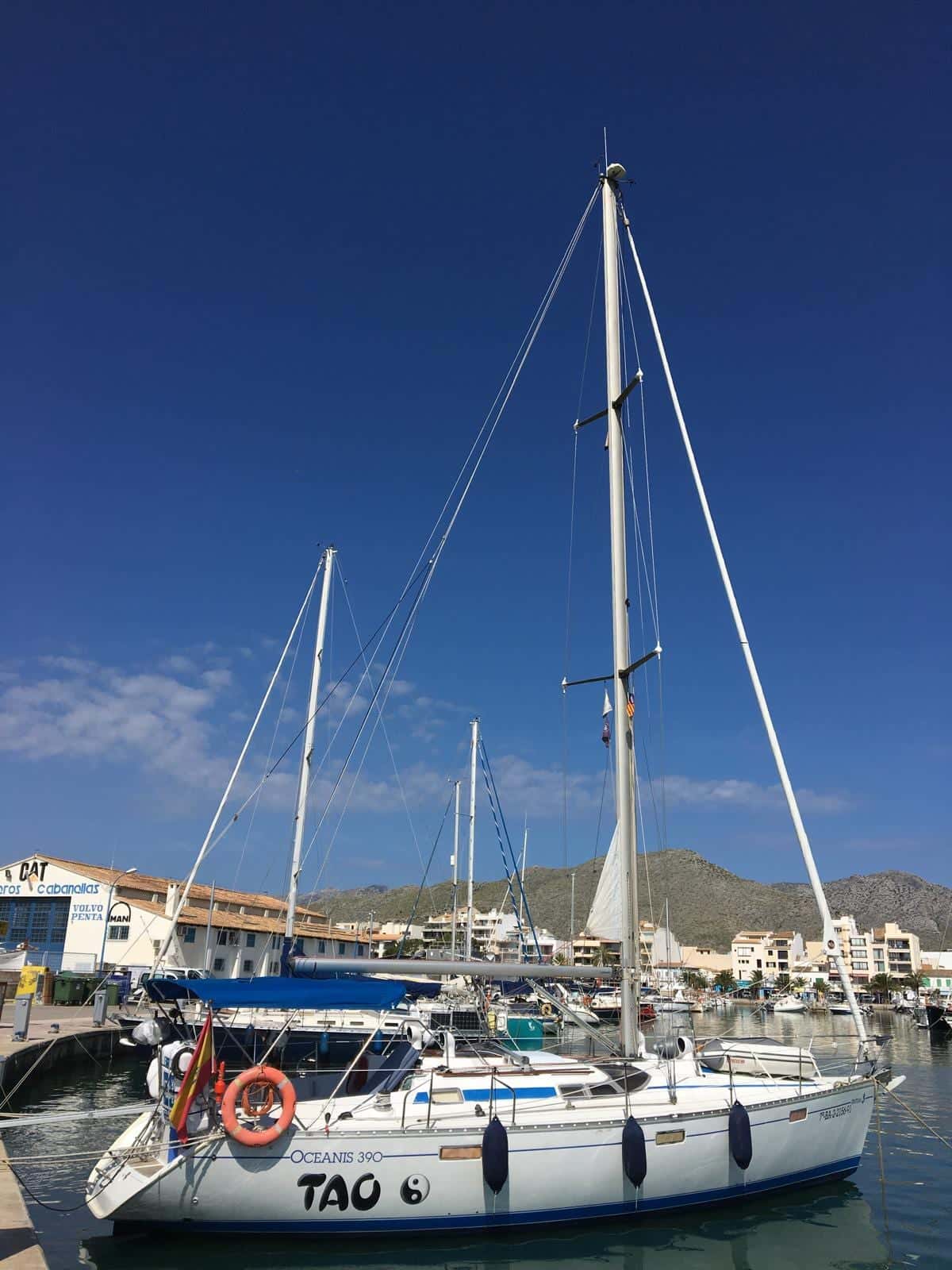 BENETEAU OCEANIS 390