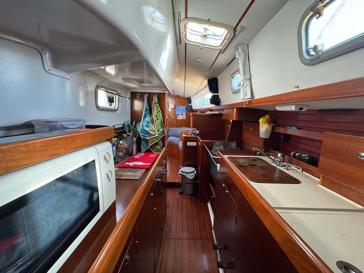Beneteau Oceanis 44 CC - miniatura 3