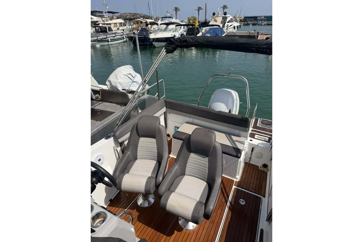 Jeanneau Cap Camarat 6.5 WA - miniatura 21