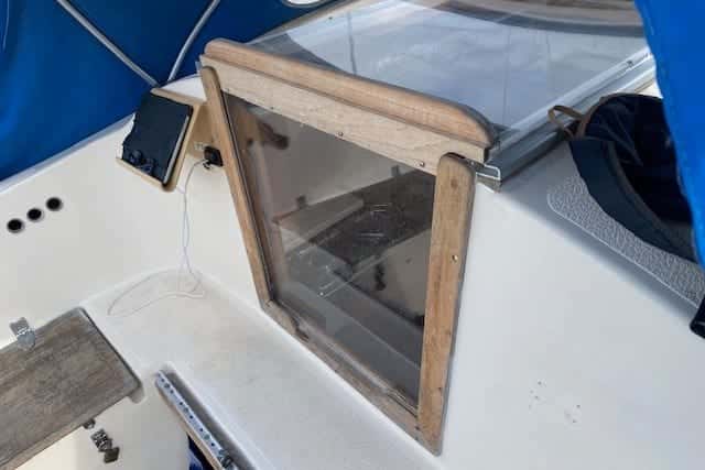 Hallberg-Rassy 26 - miniatura 12