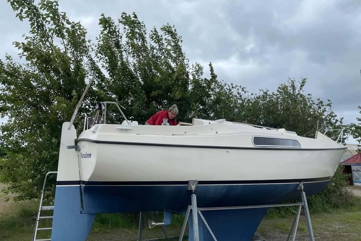 Hallberg-Rassy 26 - miniatura 3