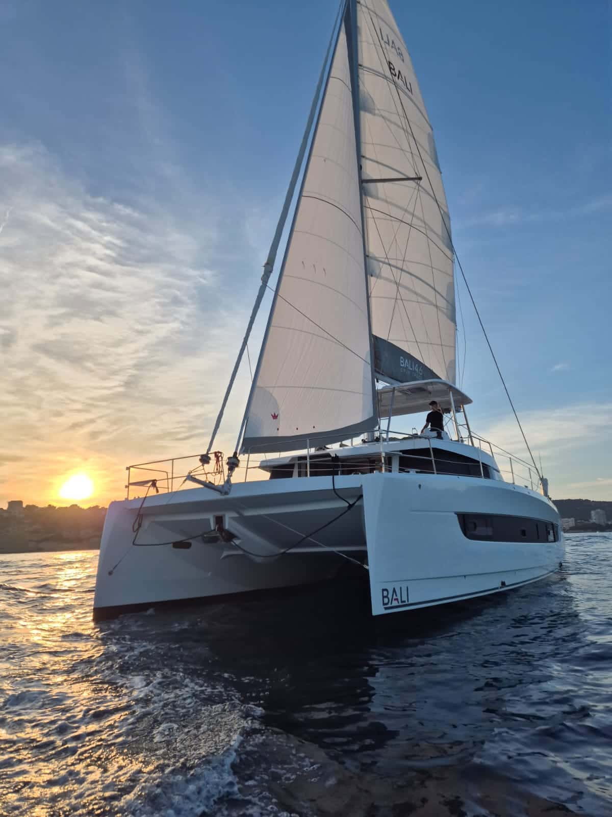 BALI Catamaran 4.6 Open Space TITAN III - miniatura 6