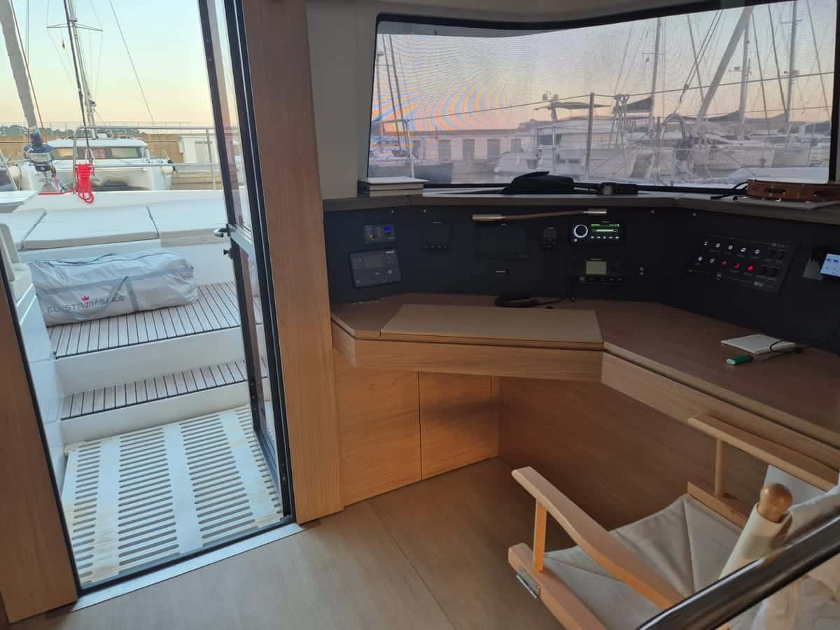 BALI Catamaran 4.6 Open Space TITAN III - miniatura 30