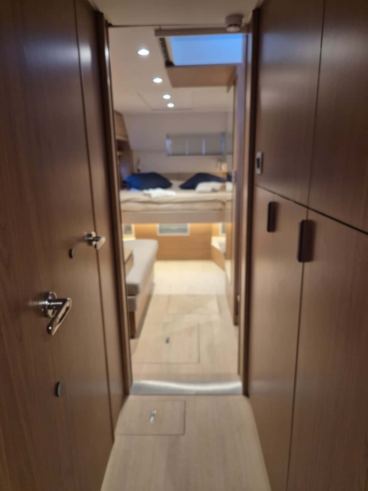 BALI Catamaran 4.6 Open Space TITAN III - miniatura 36