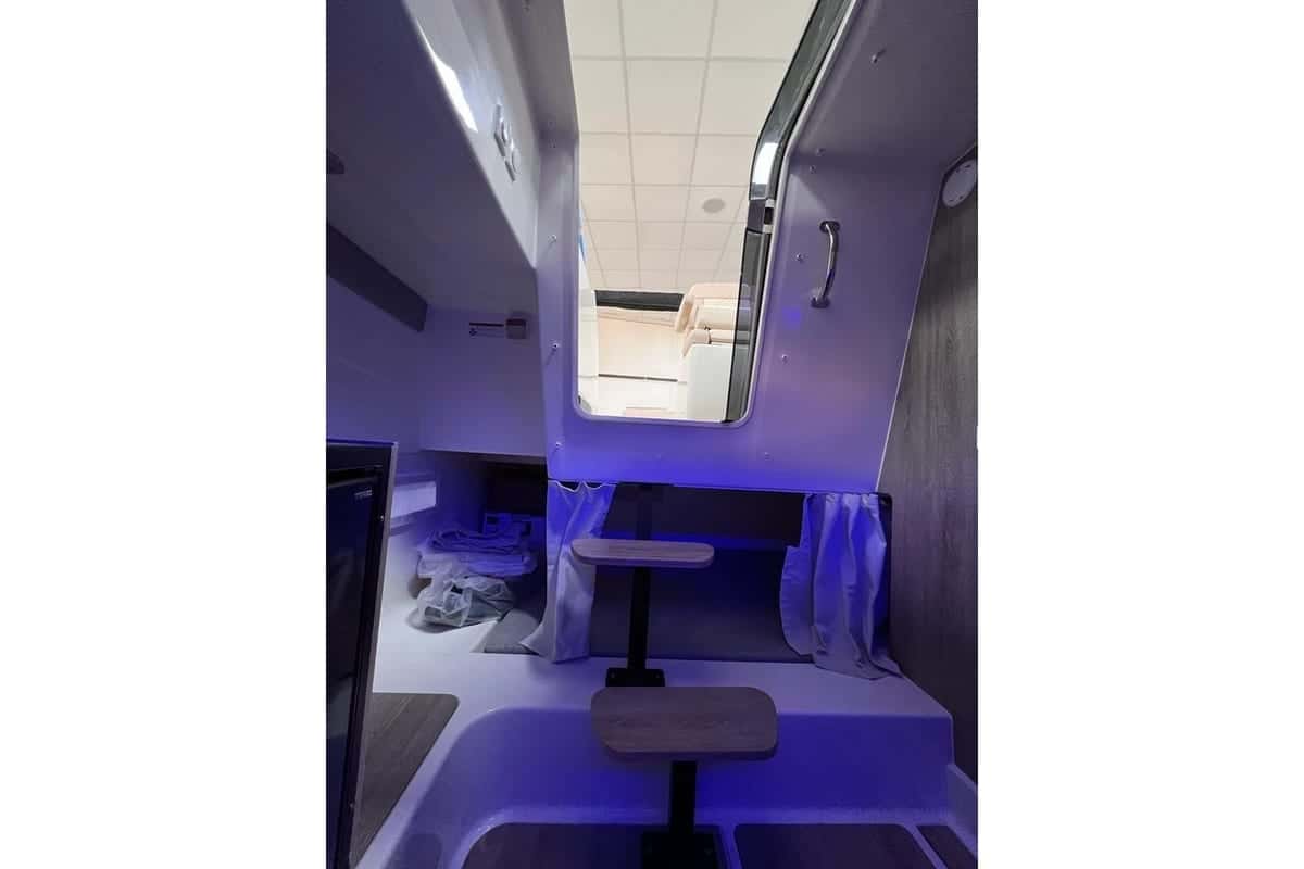 Quicksilver Activ 875 Sundeck - miniatura 23