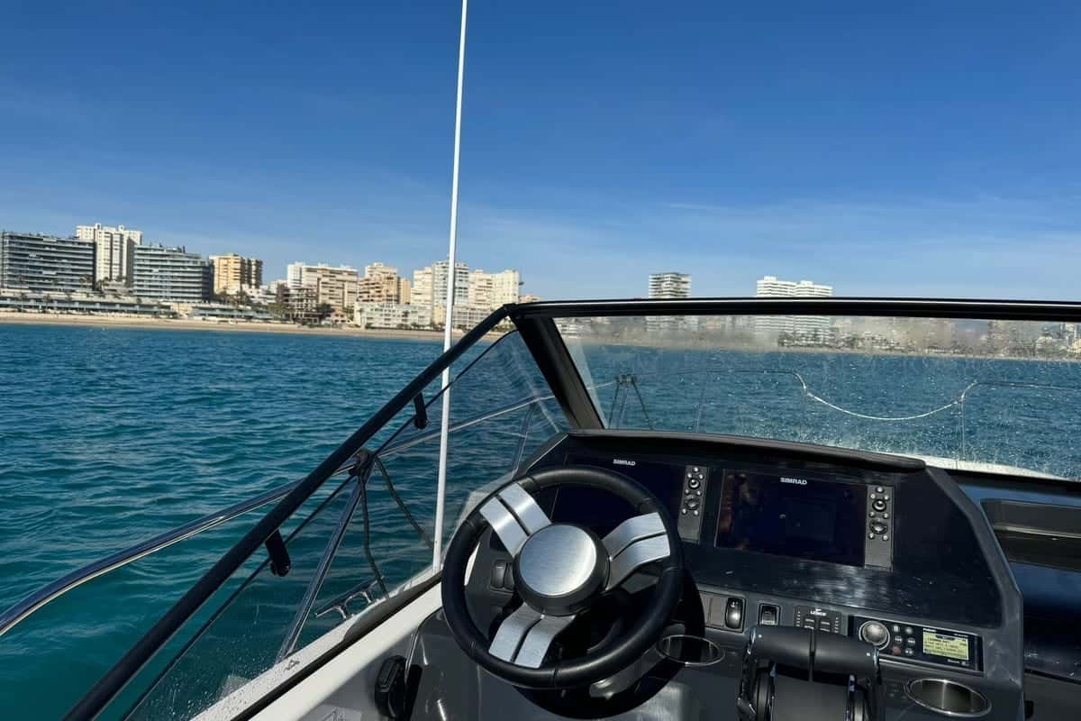 Quicksilver Activ 875 Sundeck - miniatura 7