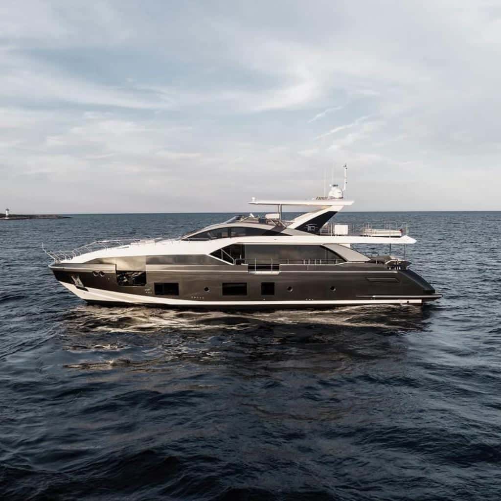 Azimut Grande 27M