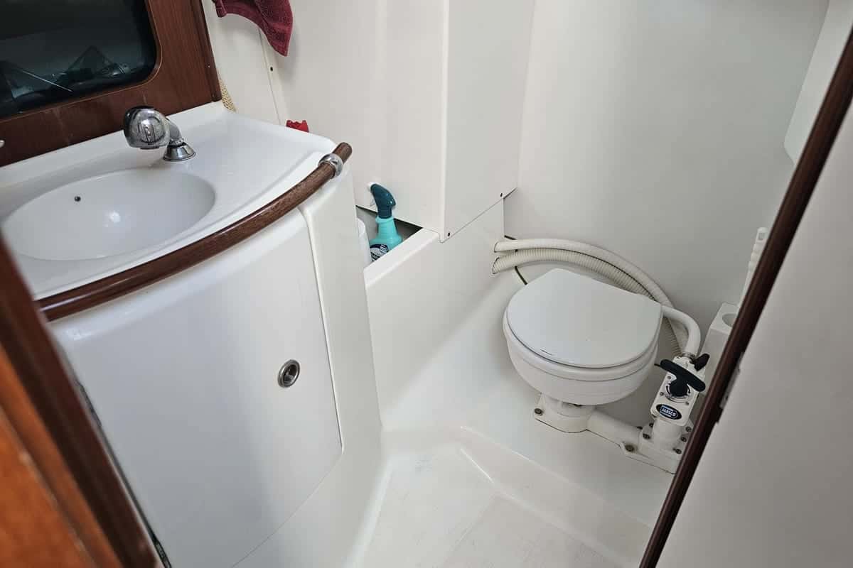 Beneteau Oceanis Clipper 311 - miniatura 8
