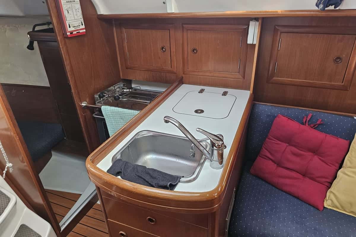 Beneteau Oceanis Clipper 311 - miniatura 9