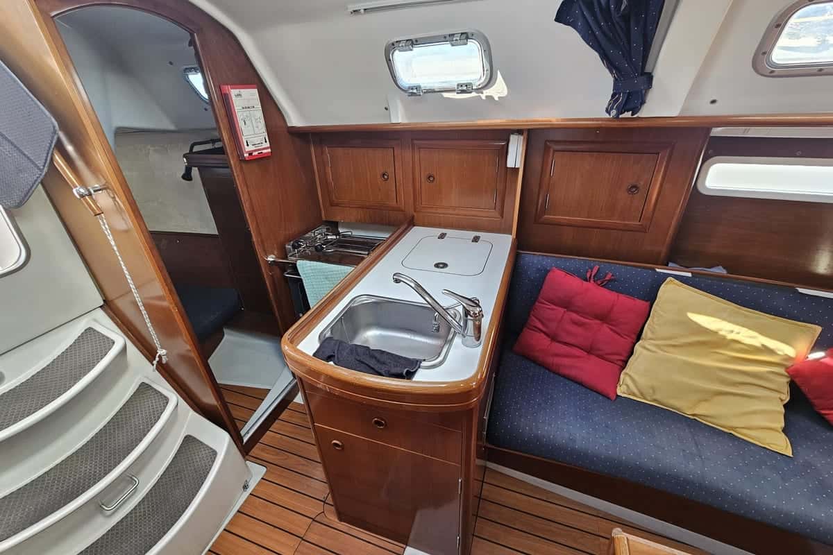Beneteau Oceanis Clipper 311 - miniatura 6
