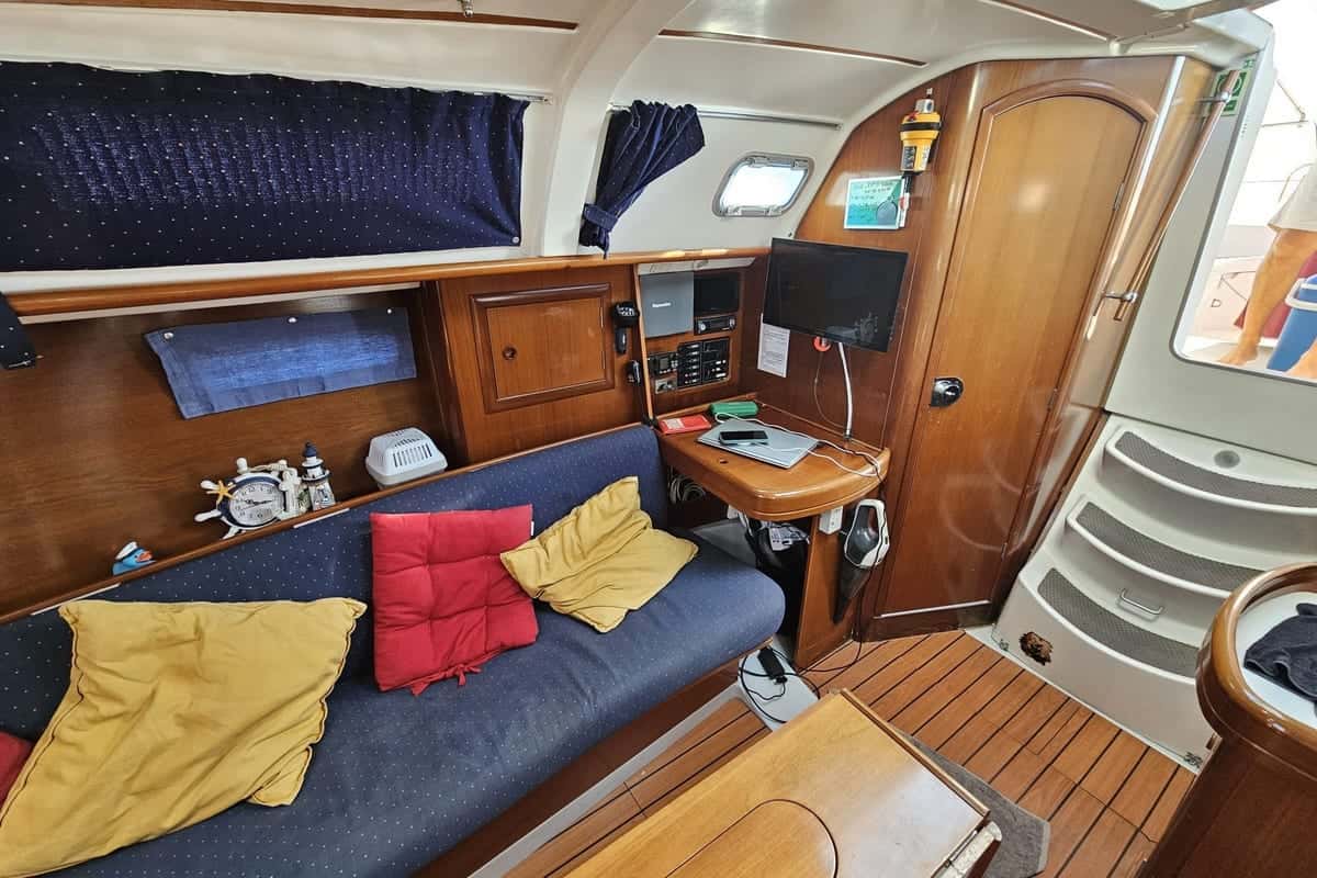 Beneteau Oceanis Clipper 311 - miniatura 4