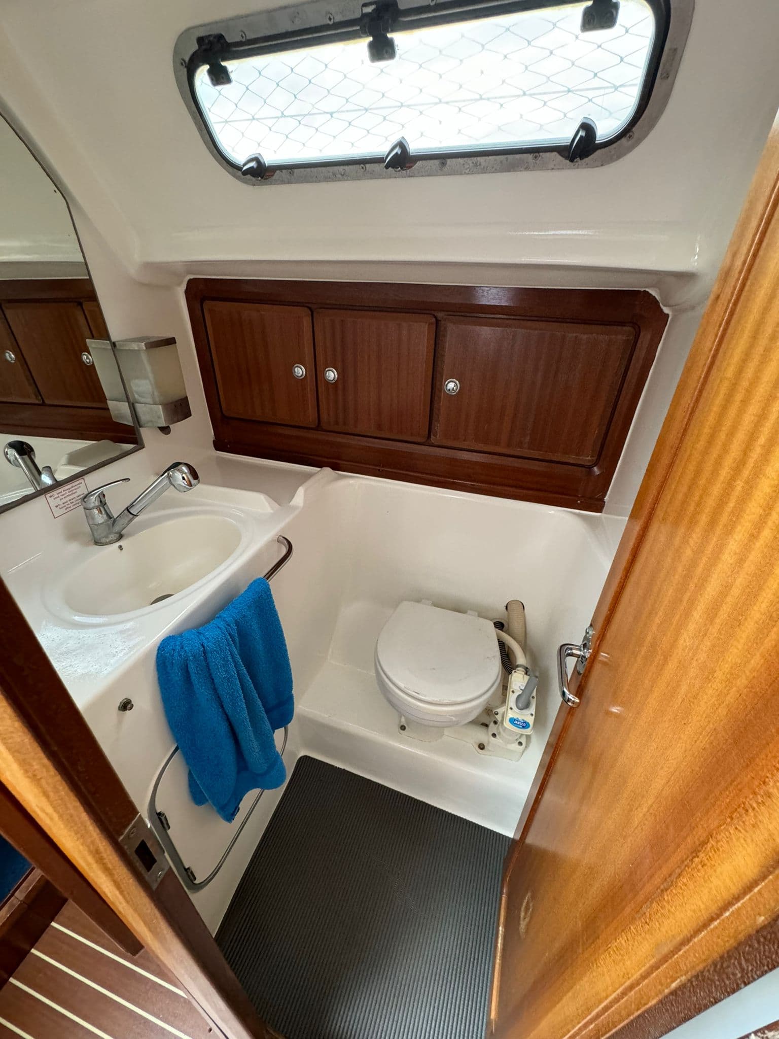 Bavaria 36 Holiday - miniatura 12