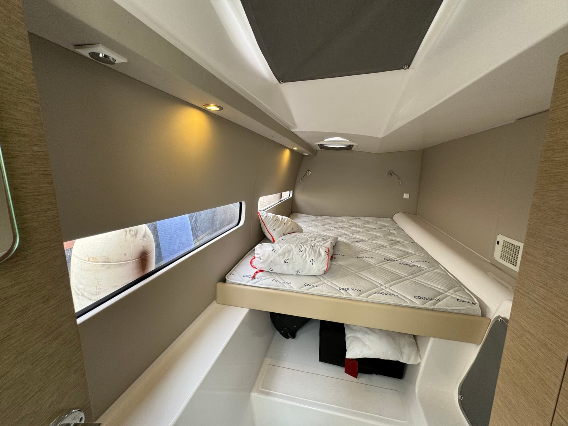 Neel 47 Trimarán - miniatura 12