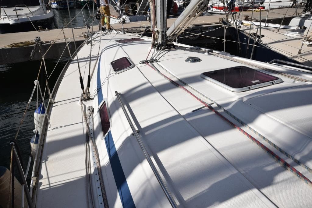 Bavaria 38 Cruiser - miniatura 3